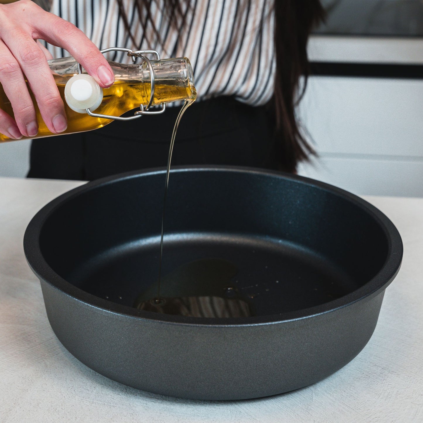 Tegame circolare in lega di alluminio Professionale Ø 26 cm - Linea Professional