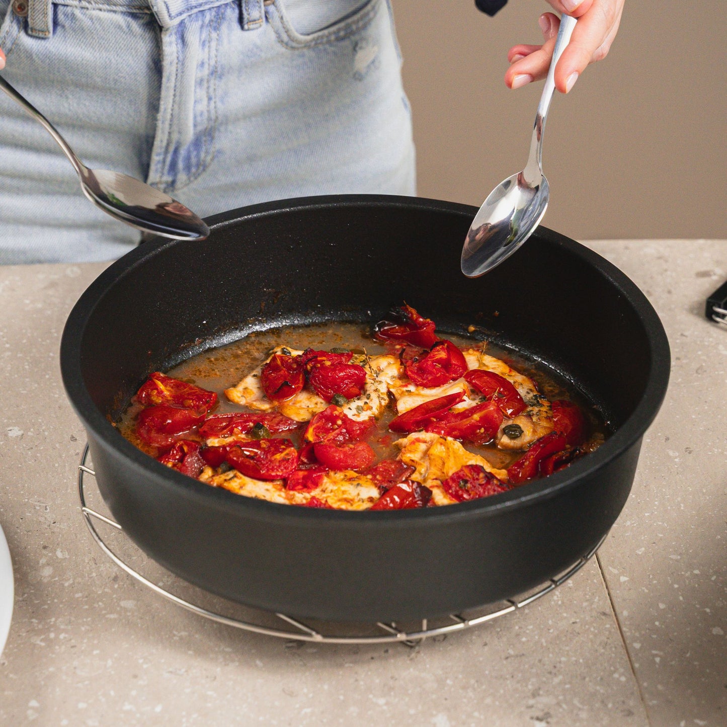 Tegame circolare in lega di alluminio Professionale Ø 26 cm - Linea Professional