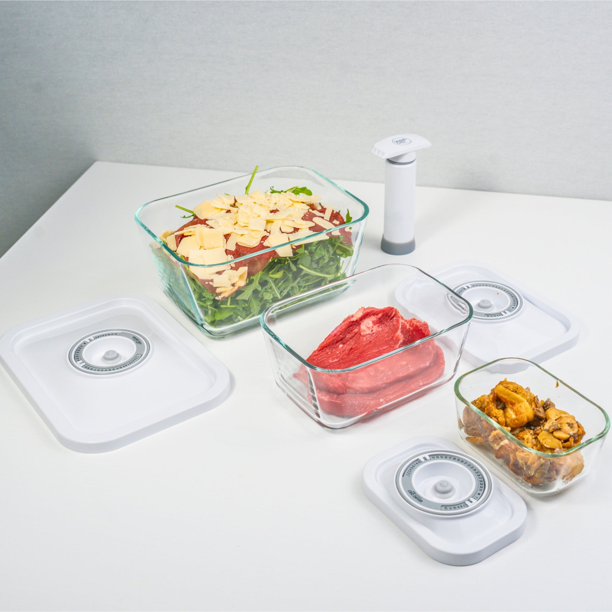 Contenitori sottovuoto in vetro EvoFresh con alimenti, ideali per conservazione in frigo e meal prep